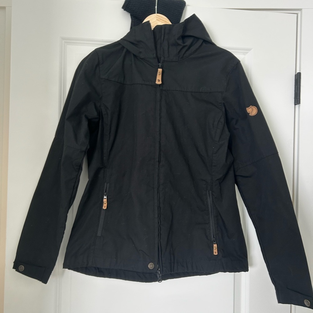 Fjallraven Black Jacket
